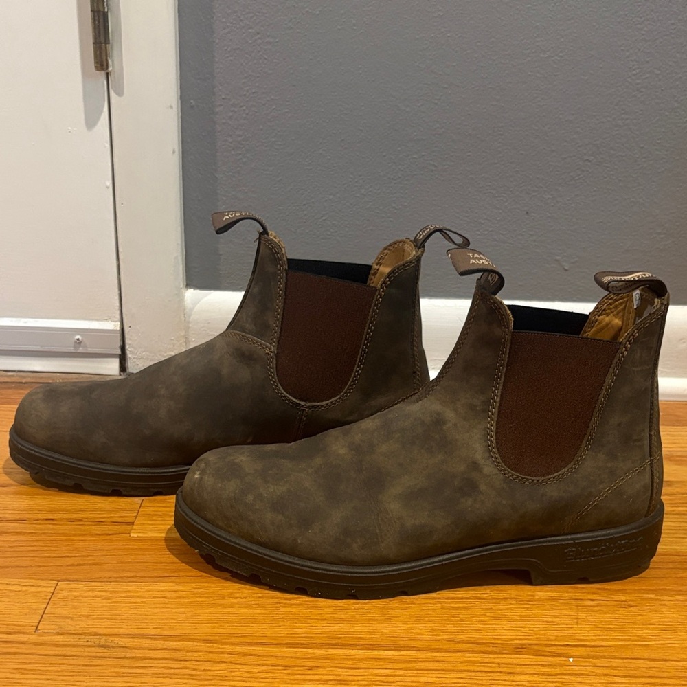 Men's Brown Blundstone boots - men’s size 12 (US); (size 11 AUS)